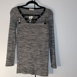 better ❤️ be (NWT) gray and black deep V crop top and skirt for women. Size L.
